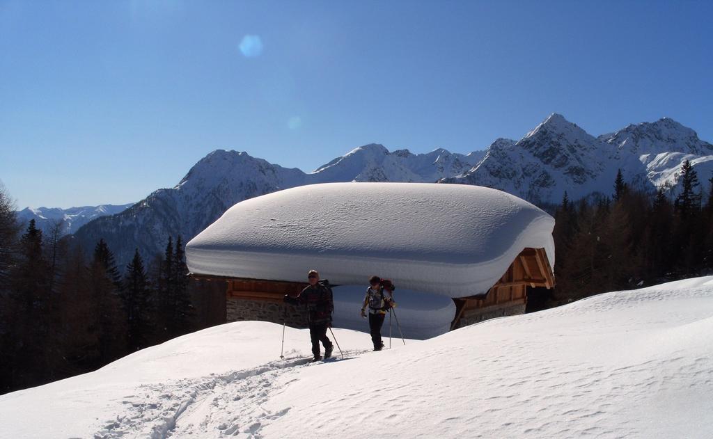 Alpen Hotel Rabbi Buitenkant foto