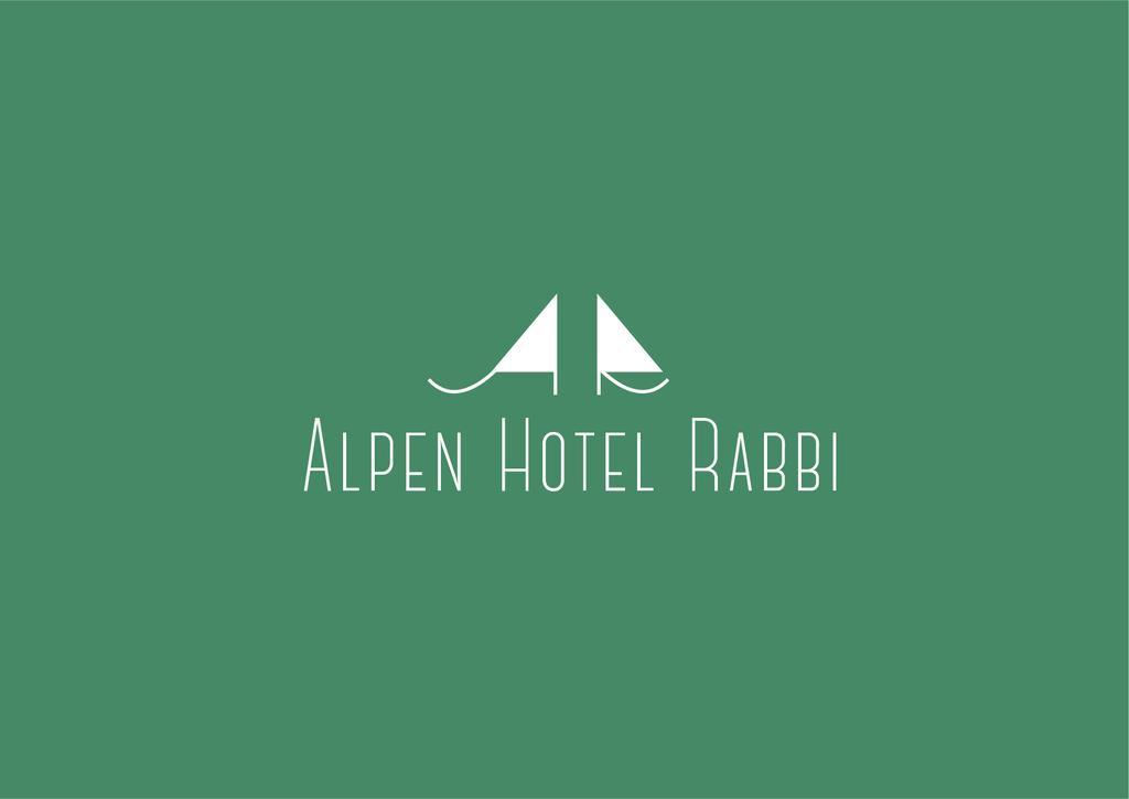 Alpen Hotel Rabbi Buitenkant foto